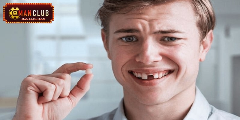 Nằm mơ thấy rụng răng Nằm mơ thấy rụng răng giả là điềm gở hay điềm lành?
